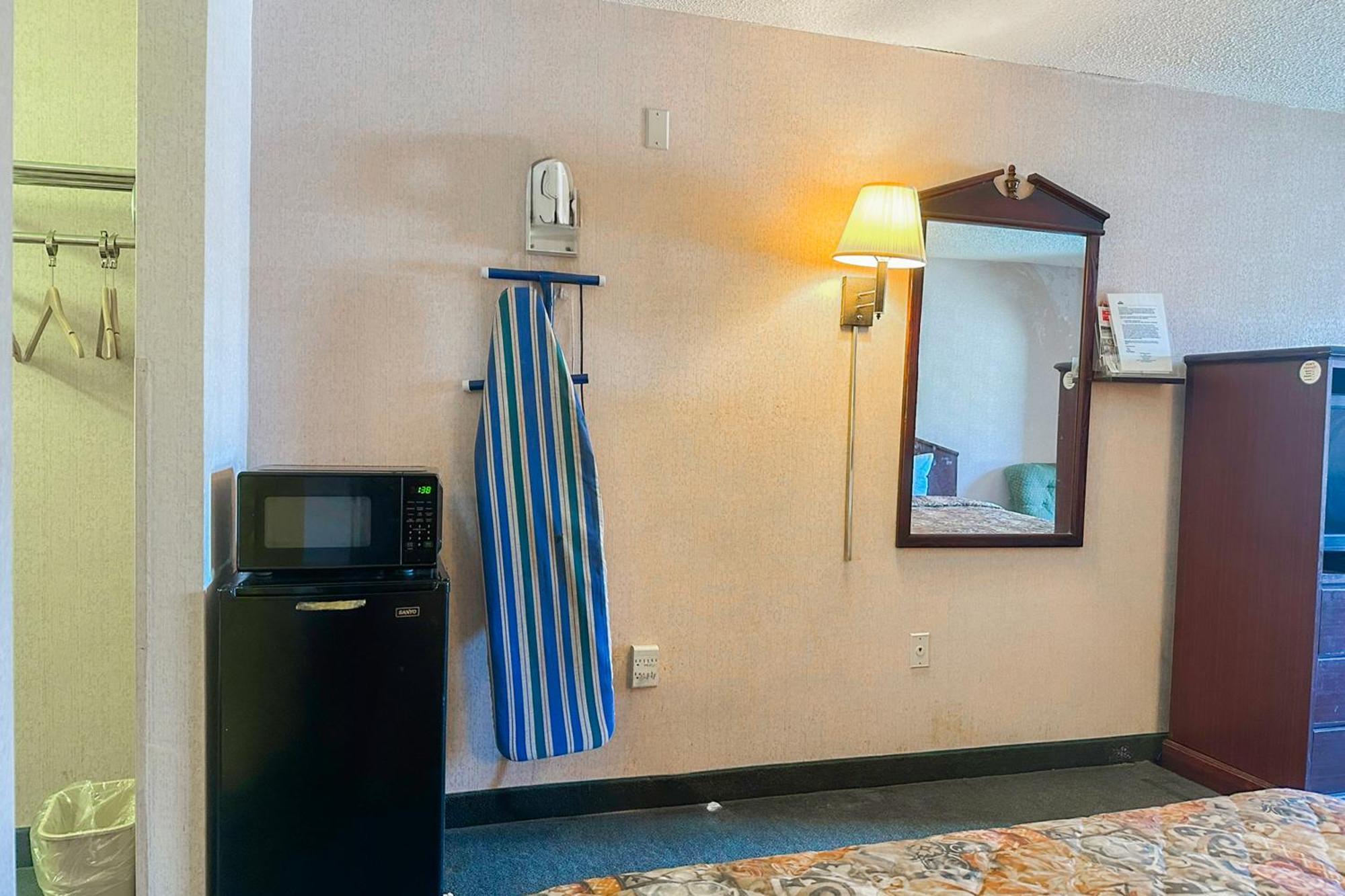 Oyo Hotel East Macon I-75 Exteriör bild
